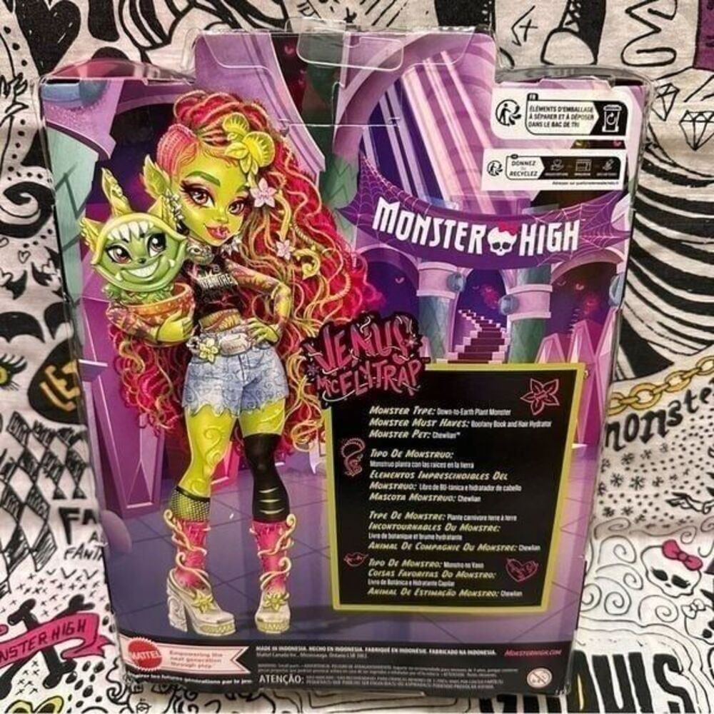 Monster High VENUS MCFLYYRAP Doll - Picture 6 of 8